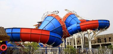 Corrediça gigante do Constrictor da fibra de vidro do equipamento o mais novo de Waterpark do divertimento para o parque da água do tema