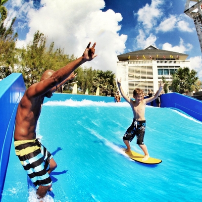 Surfar artificial do passeio da água de Flowrider das atrações da água para dois surfistas