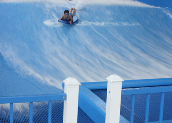 Simulador de Surf Flowrider OEM com Bomba de Água de 65kw e PVC Macio Resistente para Parques Aquáticos 15,3m*9,3m