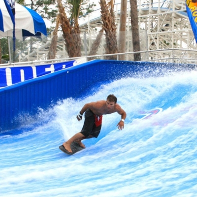 Passeio exterior da água de Flowrider do jogo do Aqua para o esporte surfando Skateboarding