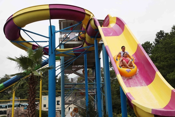 Equipamento personalizado do parque da água que excita Waterslides da fibra de vidro da associação de Swwiming para adultos