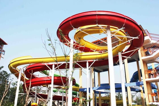 Fibra de vidro feita sob encomenda exterior das corrediças de água, equipamento popular do parque da água para o adulto