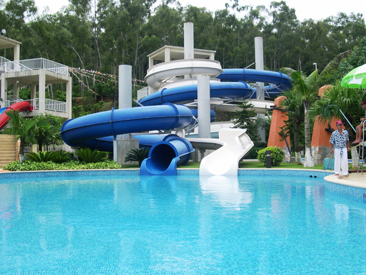 A corrediça espiral de Waterpark, parque da água de FRP desliza/corrediça água de Cuustomized para o parque gigante do Aqua