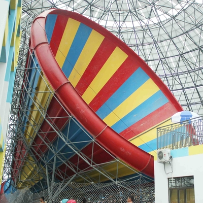 A associação de água comercial da fibra de vidro desliza/corrediça de água média do furacão para o parque da água