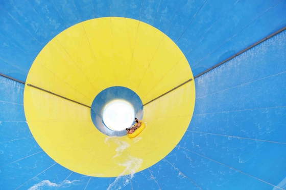Corrediças de água duráveis da fibra de vidro para o parque gigante da água, grande corrediça de água do furacão