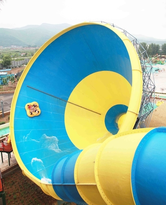 Corrediças de água grandes da fibra de vidro do furacão para o equipamento de Waterpark da aventura do divertimento para o parque da água