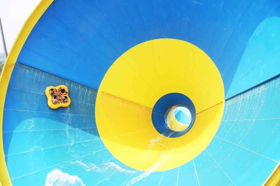 Corrediças de água grandes da fibra de vidro do furacão para o equipamento de Waterpark da aventura do divertimento para o parque da água