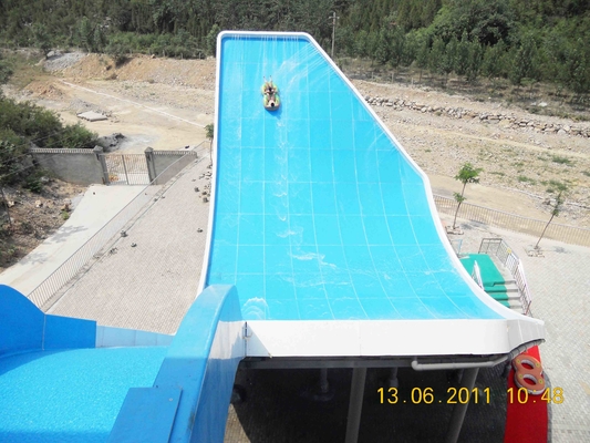 Corrediça de água comercial do balanço da corrediça de água da família da fibra de vidro para o parque exterior do Aqua