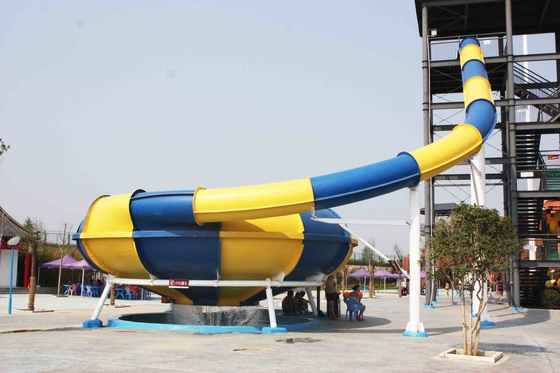 Corrediça gigante da fibra de vidro do equipamento do parque do Aqua do recurso/corrediça de água bacia do espaço
