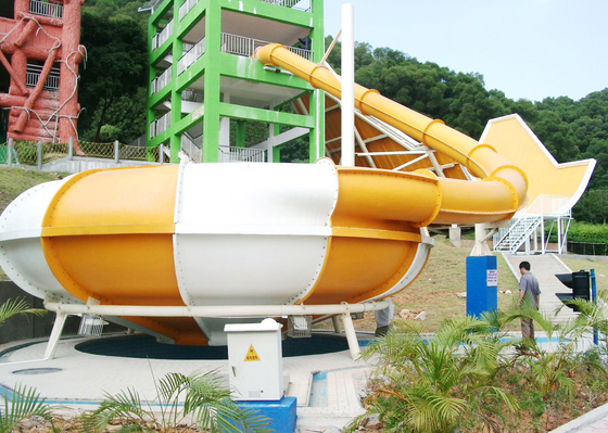 Corrediça de água feita sob encomenda da fibra de vidro da corrediça de água da bacia do espaço das corrediças de água para o parque da água