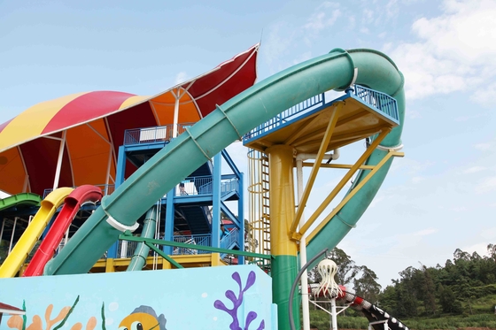 Os jogos da corrediça de água do parque do Aqua, fibra de vidro do corpo de laço do Aqua deslizam para associações