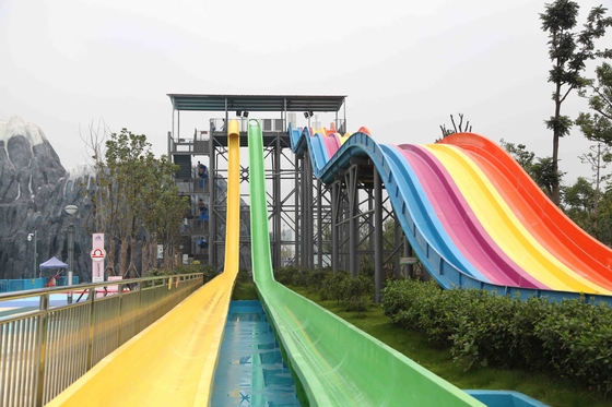 Corrediça de água adulta de alta velocidade colorida com construção do parque de diversões da água para o parque da água