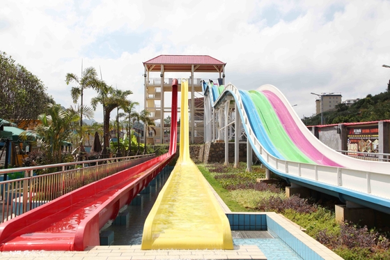 Corrediças de água comerciais para as crianças, equipamento exterior do campo de jogos para o parque da água