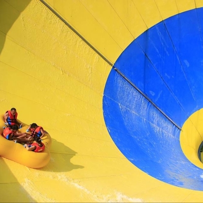 Corrediça de água super colorida de alta qualidade com corrediça longa do furo do espaço para o parque de diversões