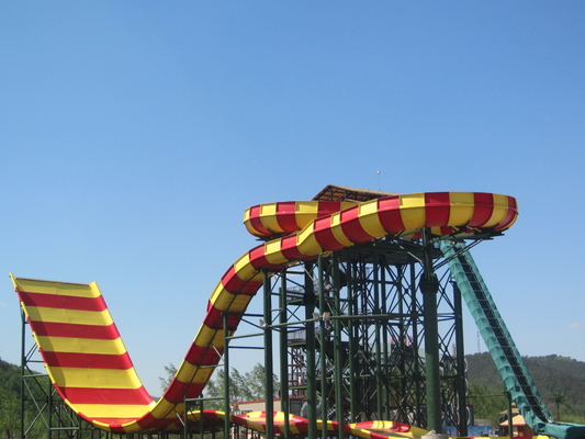 Corrediça de água gigante de excitação de Boomerange da fibra de vidro do equipamento do parque do Aqua para crianças