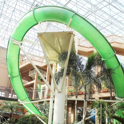 Corrediças de água enormes da fibra de vidro do laço do Aqua para o adulto, tipo fixo corrediça para o parque exterior da água