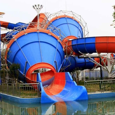Corrediça de água durável da fibra de vidro para o divertimento interativo da água da família no parque da água