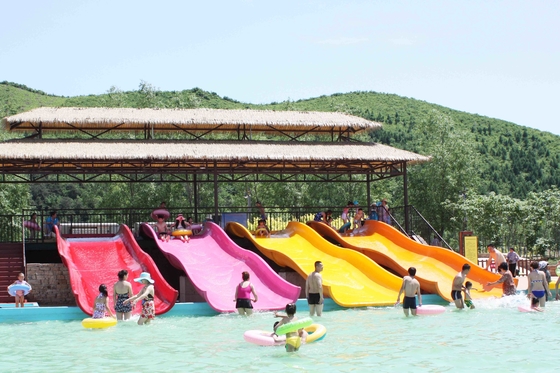Personalizado equipamento do parque do Aqua das corrediças de água de 3 crianças dos cavaleiros, cor-de-rosa/laranja/azul
