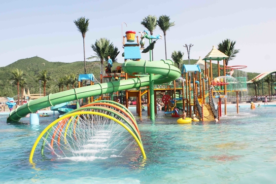 A fibra de vidro comercial do campo de jogos do Aqua da família com corrediças do parque da água/personalizou o parque Equipemnt da água