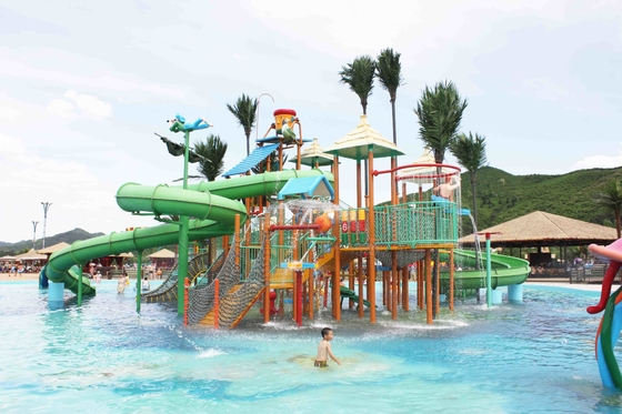 A fibra de vidro comercial do campo de jogos do Aqua da família com corrediças do parque da água/personalizou o parque Equipemnt da água