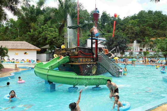 Navio de pirata personalizado da fibra de vidro do equipamento do parque do Aqua, grupos exteriores do campo de jogos