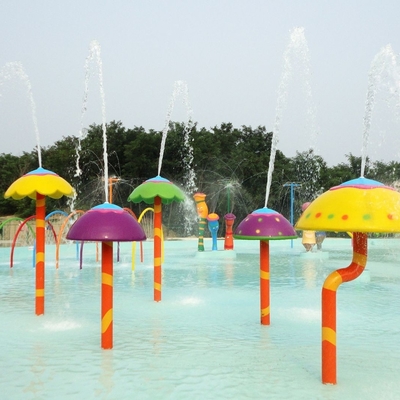 Equipamento do parque do pulverizador de água com a máquina de bombeamento da água em waterparks do divertimento