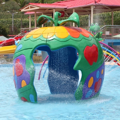 Equipamento colorido personalizado do parque do Aqua do pulverizador da carpa para o divertimento das crianças/crianças na piscina