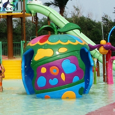 A grandes fibra de vidro e PVC pulverizam o equipamento do parque para 3 ~ 5 pessoas