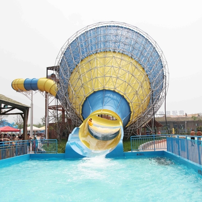 A associação de água da fibra de vidro do furacão desliza para o esporte de água adulto do parque do aqua