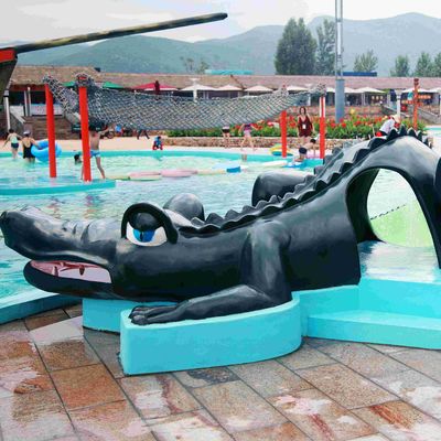 A corrediça do crocodilo dos desenhos animados do equipamento do parque da água da fibra de vidro para crianças/personalizou a corrediça de água