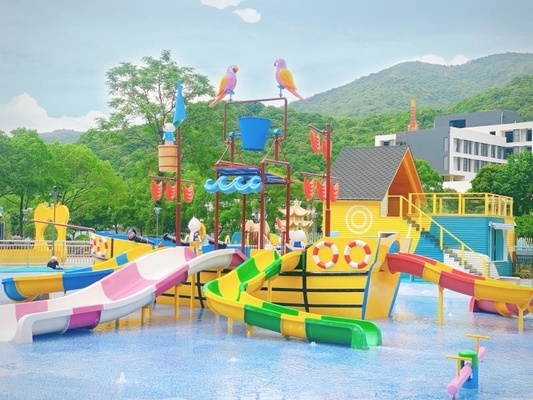 Large Holiday Resort Fibra de vidro barco pirata com escorrega