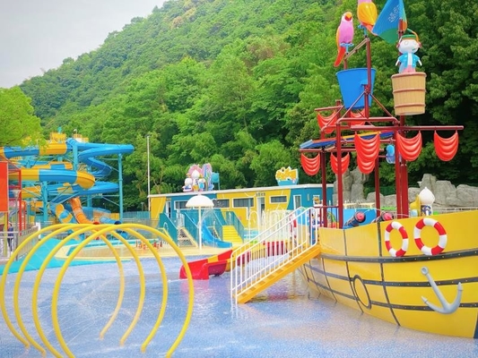 Large Holiday Resort Fibra de vidro barco pirata com escorrega