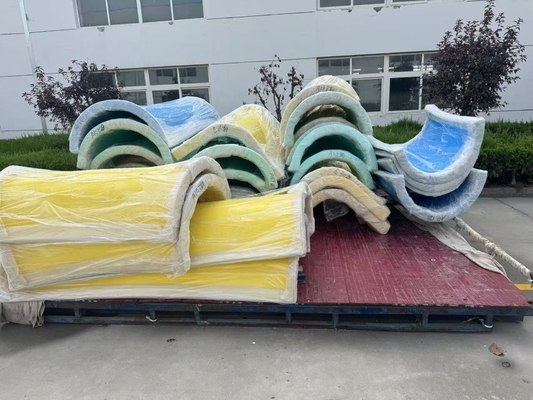 Escorregadores de Fibra de Vidro para Piscinas com Design de Equipamentos para Parques Aquáticos RTM Vison Waterparks