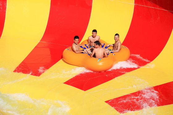 corrediças de água gigantes do espaço das corrediças de água da fibra de vidro do parque do Aqua do divertimento da plataforma de 16m