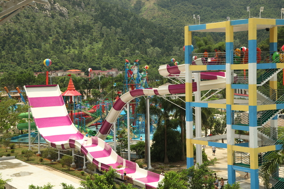 Corrediça feita sob encomenda exterior do Aqua do Bumerangue do parque de diversões das corrediças de água para 2 pessoas
