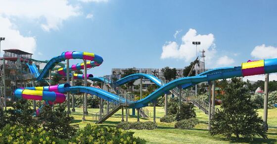 Escorregador Aquático de Fibra de Vidro Dragão Voador com Altura de Plataforma de 13m, Capacidade de 360 Pessoas/Hora e Estrutura de Aço Galvanizado a Quente