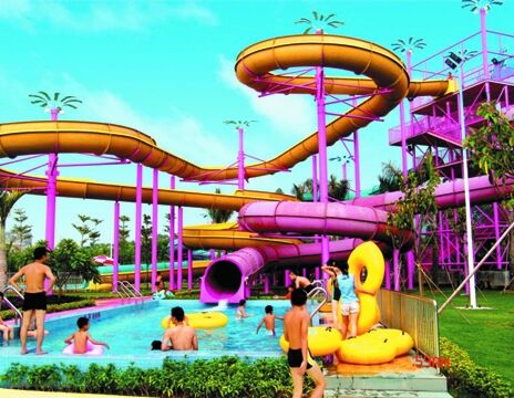 Tobogã Espiral Personalizado Multifaixas para Parques Aquáticos - Fabricante Auditado pela SGS