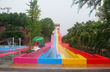 Passeios do parque da água da fibra de vidro da construção do parque do Aqua para o adulto que compete jogos